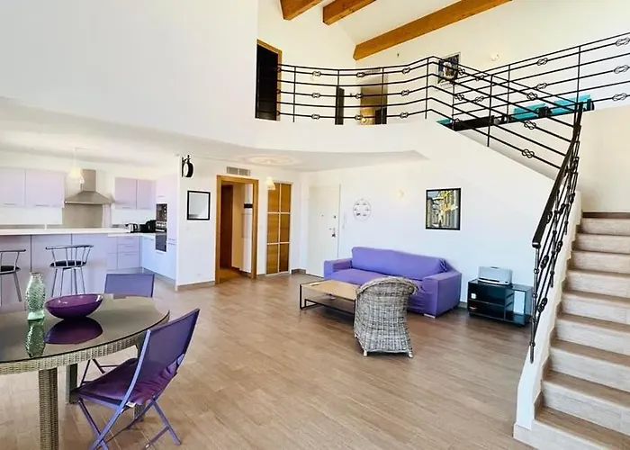 T4 Le Clos Des Oliviers 13 Rousse