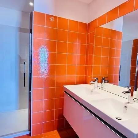 T4 Le Clos Des Oliviers 13 Rousse アパート