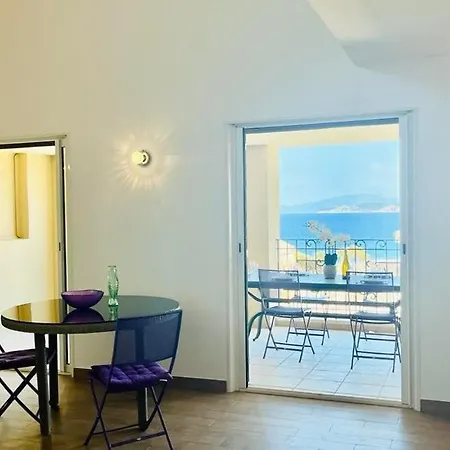 T4 Le Clos Des Oliviers 13 Rousse *