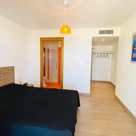 T4 Le Clos Des Oliviers 13 Rousse アパート